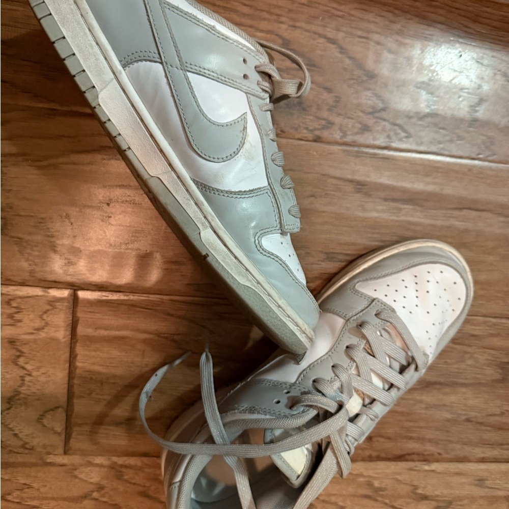 Nike Women’s Sneakers in Light Gray and White